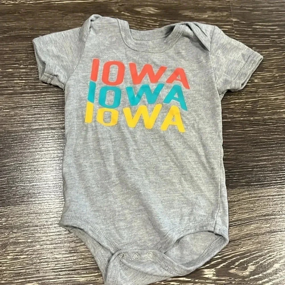 Iowa 6-9 month onesies - Picture 3 of 3